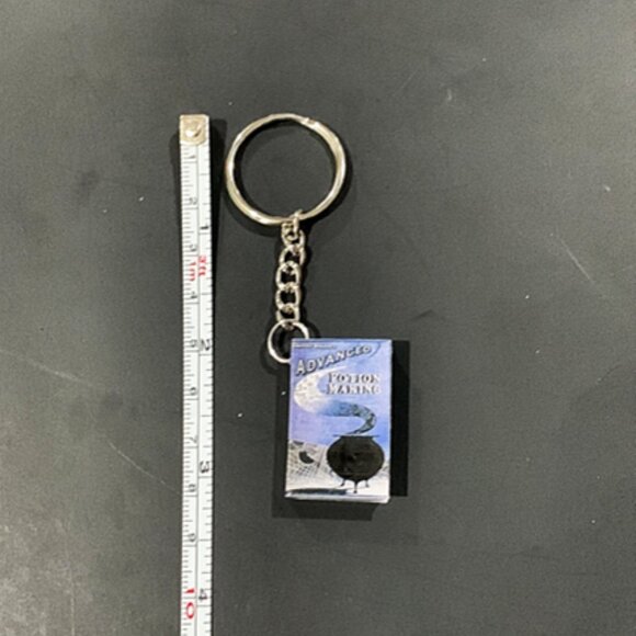Advanced Potion Making Keychain – Blue Edition Mini Replica - Picture 7 of 9
